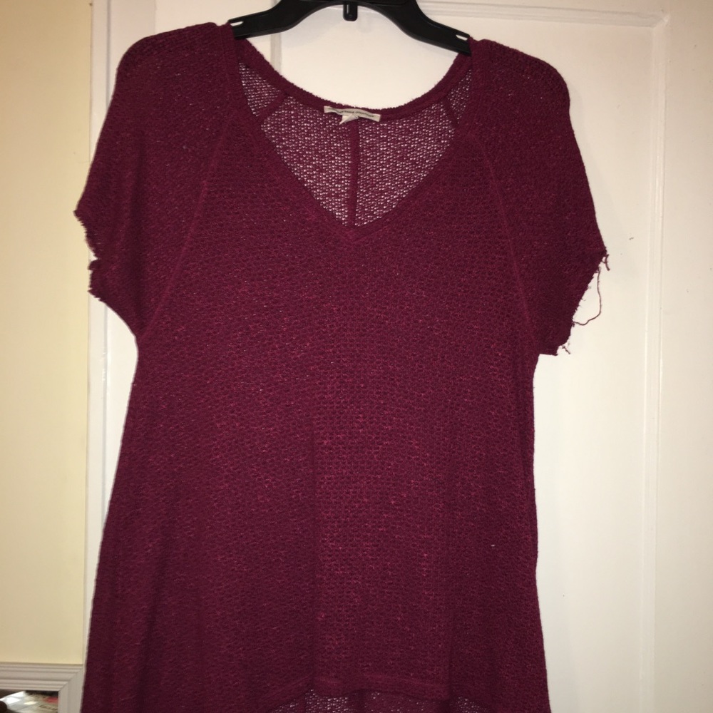 American eagle distressed top